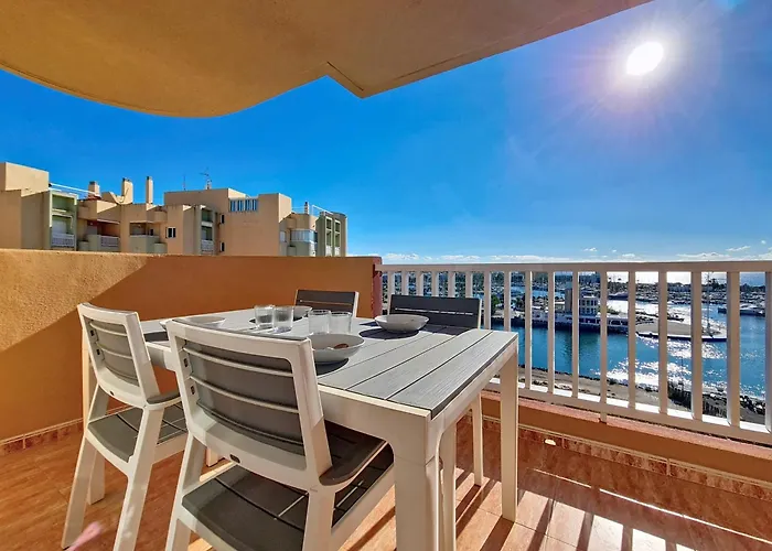 Miradores Del Puerto - 5207 *